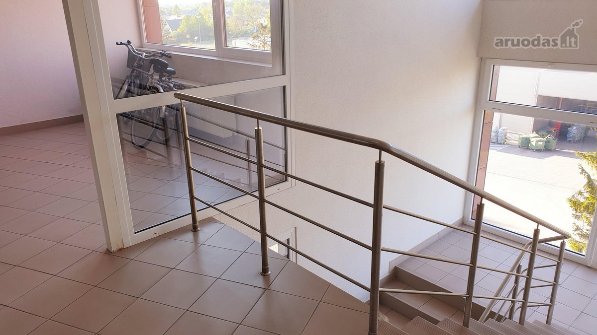 Nuomojamas butas su balkonu. Šalia prekybos - nuotraukos Nr. 16