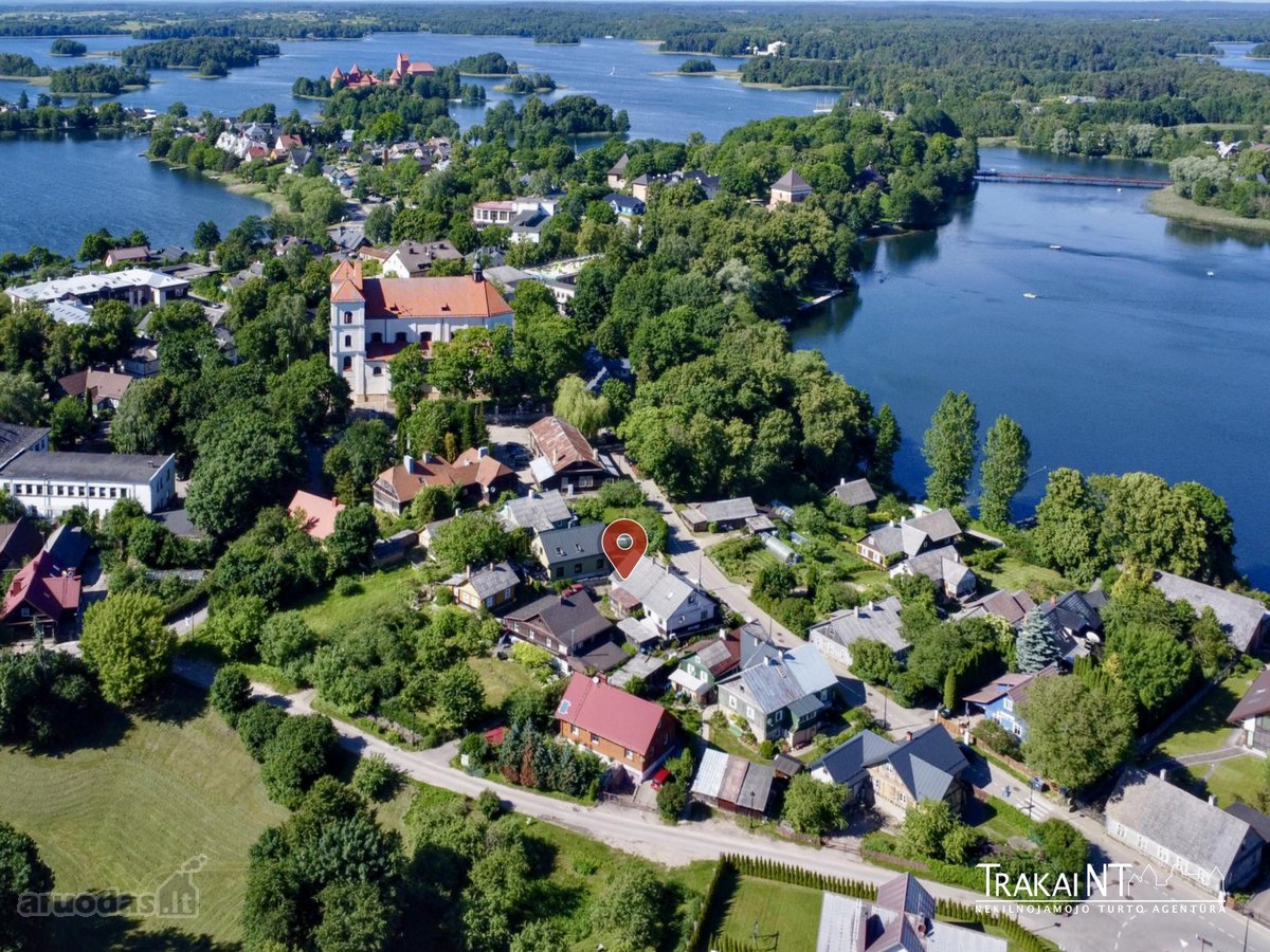 Trakų Senamiestyje, Prie Bernardinų Ežero, - nuotraukos Nr. 2