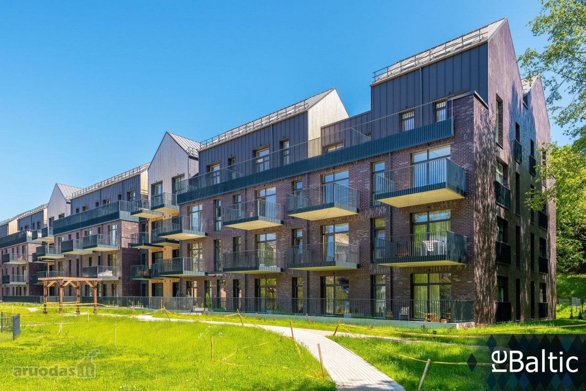 Apartamentai įspūdingo aukščio lubomis ir 15+ - nuotraukos Nr. 3