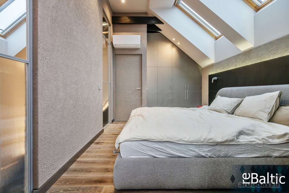 Apartamentai įspūdingo aukščio lubomis ir 15+ - nuotraukos Nr. 27