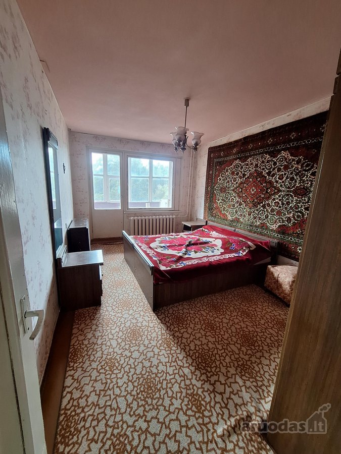 Parduodamas erdvus keturių kambarių butas su - nuotraukos Nr. 5
