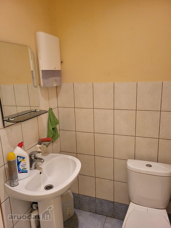 Du kabinetai su biuro baldais ir WC, iš viso - nuotraukos Nr. 6