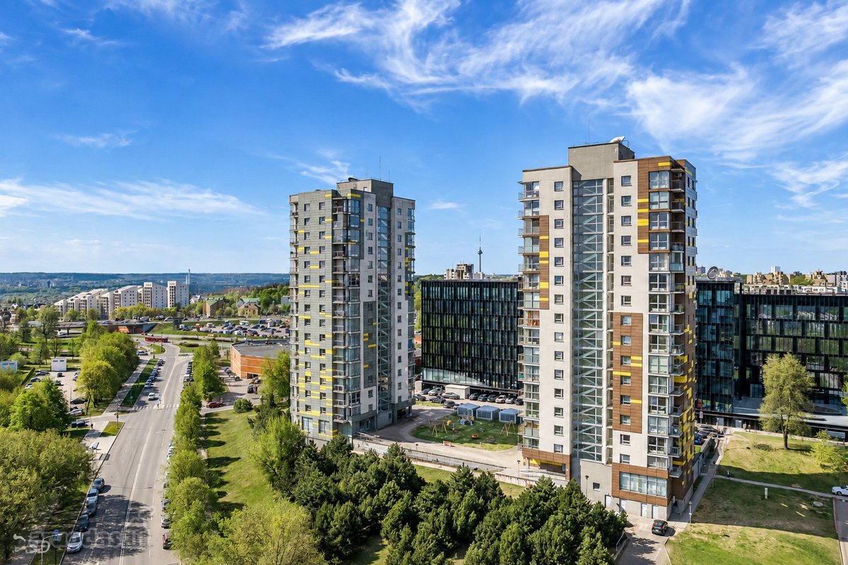 Parduodami Erdvūs 4 Kambarių (3 Miegamųjų) - nuotraukos Nr. 32