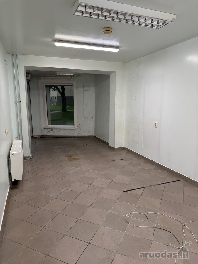 Parduodamos 80 m² komercinės patalpos Kuršėnų - nuotraukos Nr. 4