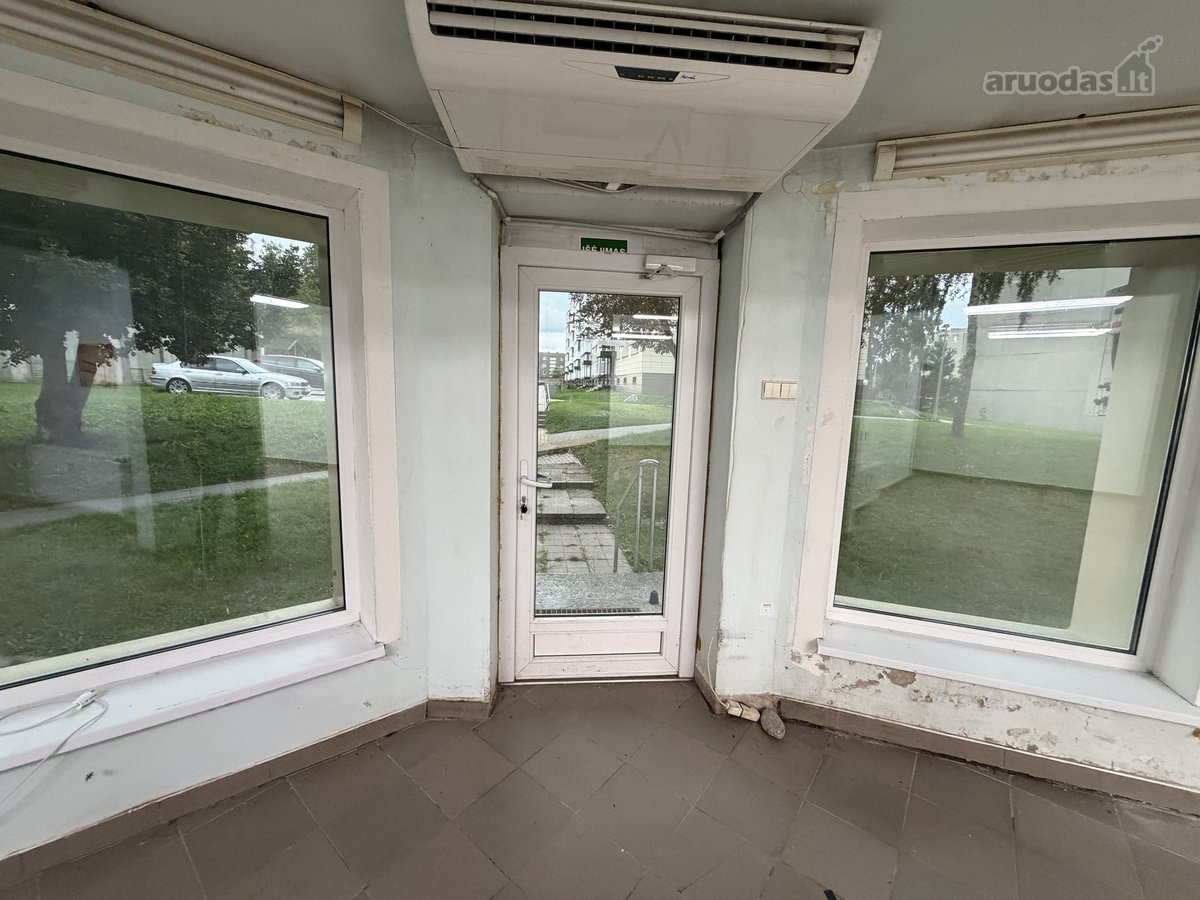 Parduodamos 80 m² komercinės patalpos Kuršėnų - nuotraukos Nr. 7