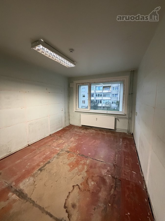 Parduodamos 80 m² komercinės patalpos Kuršėnų - nuotraukos Nr. 8