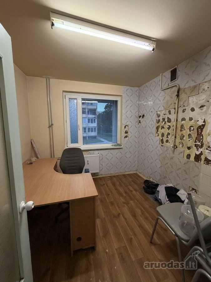 Parduodamos 80 m² komercinės patalpos Kuršėnų - nuotraukos Nr. 9
