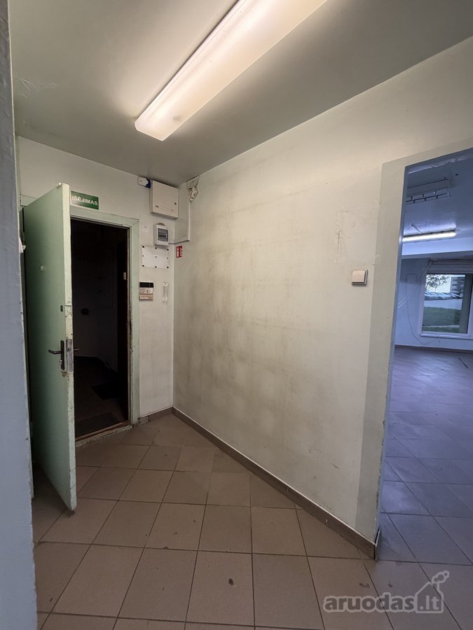 Parduodamos 80 m² komercinės patalpos Kuršėnų - nuotraukos Nr. 10