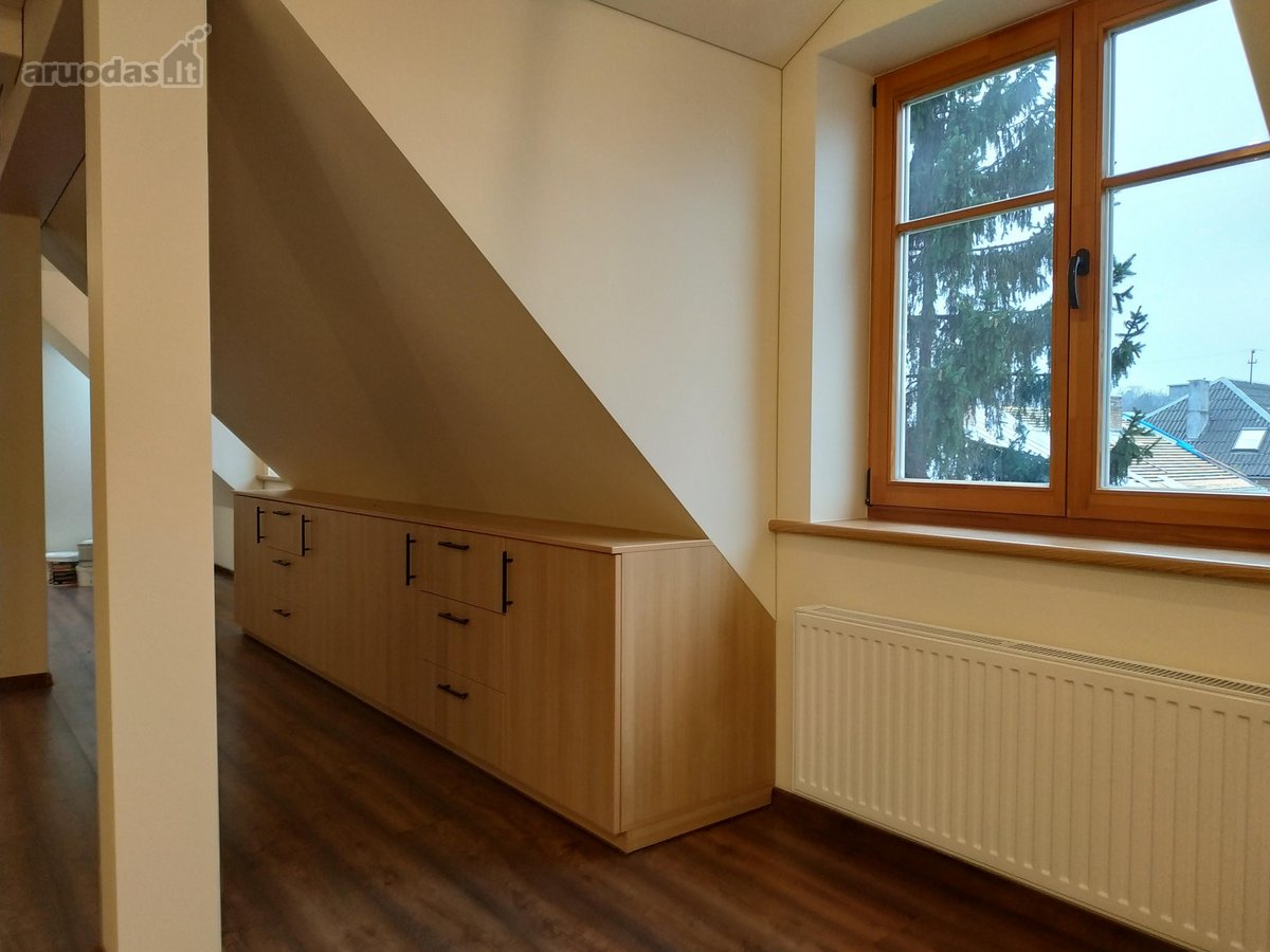 Nuomojame įrengtą butą palėpėje su antresole - nuotraukos Nr. 13