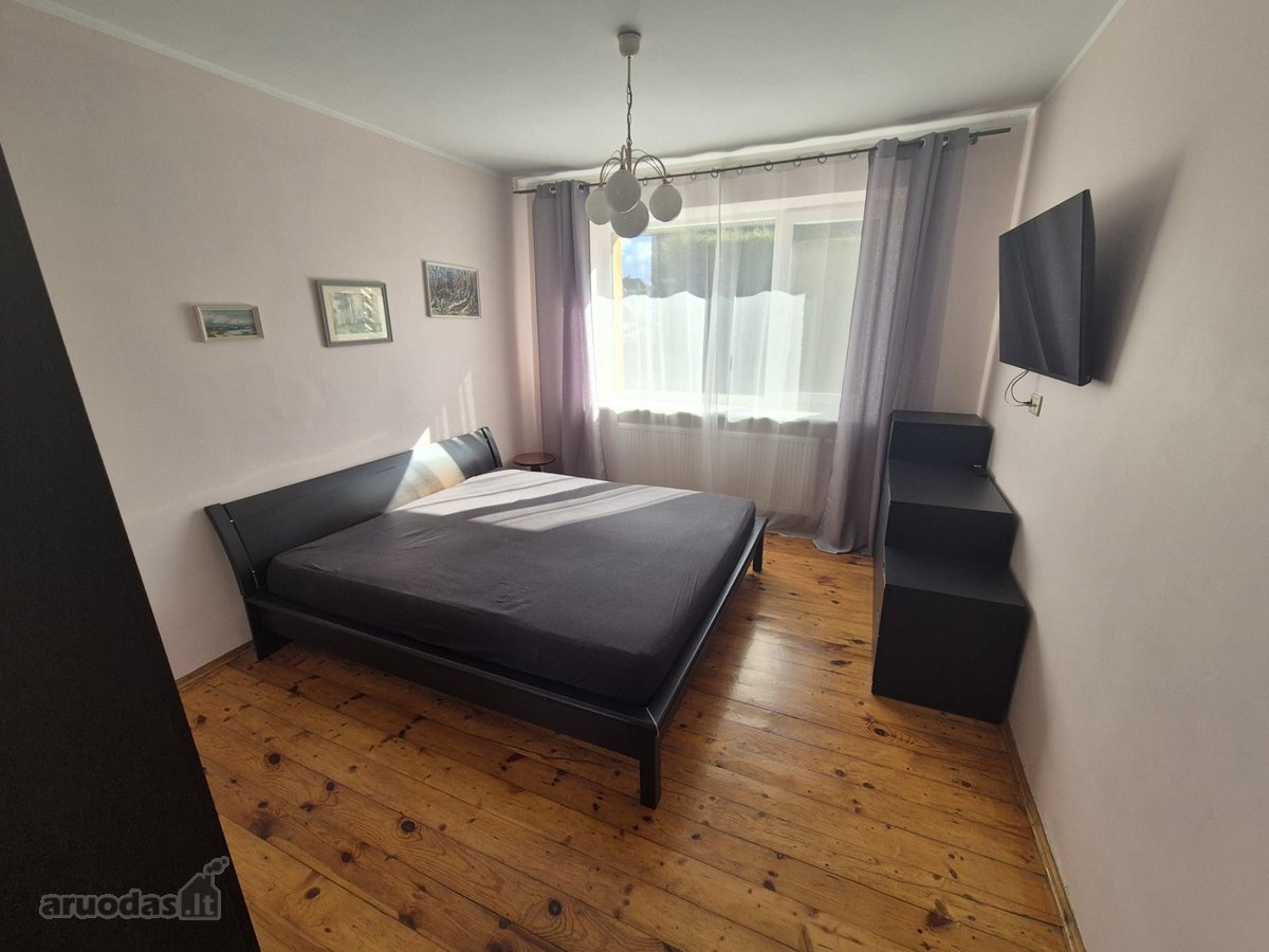 Autonominis namas Kretingos centre su saulės - nuotraukos Nr. 17