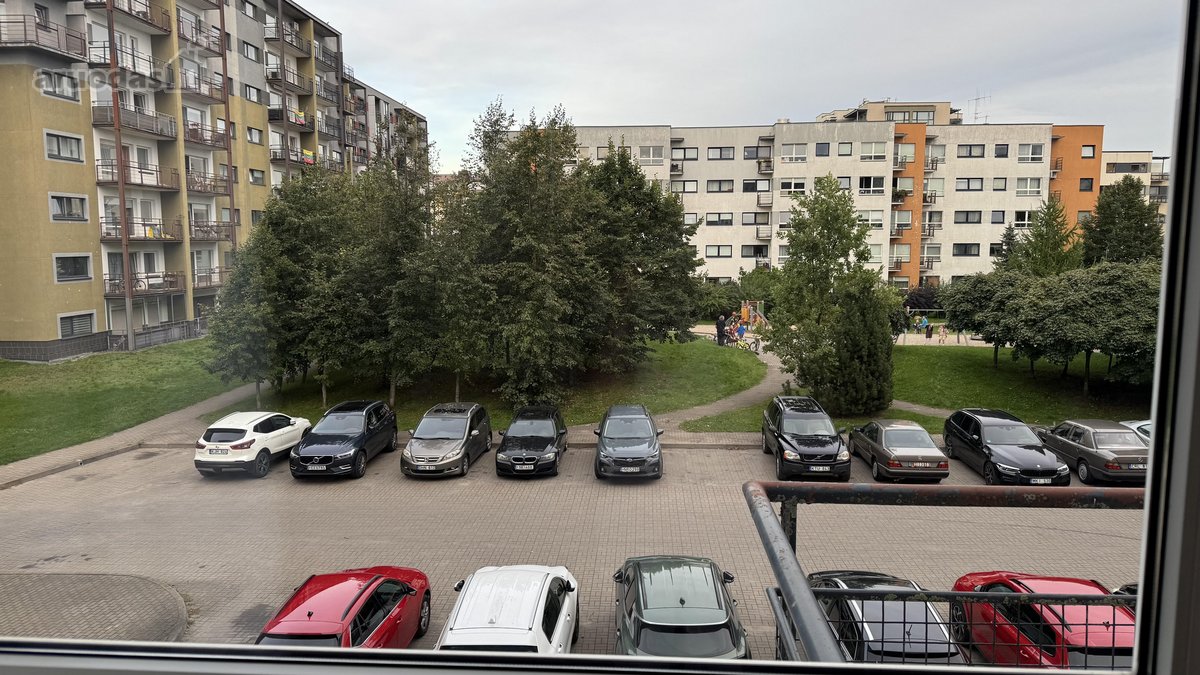 Nuomojamas erdvus, šviesus ir tvarkingas - nuotraukos Nr. 4