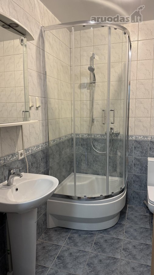 Nuomojamas erdvus, šviesus ir tvarkingas - nuotraukos Nr. 7