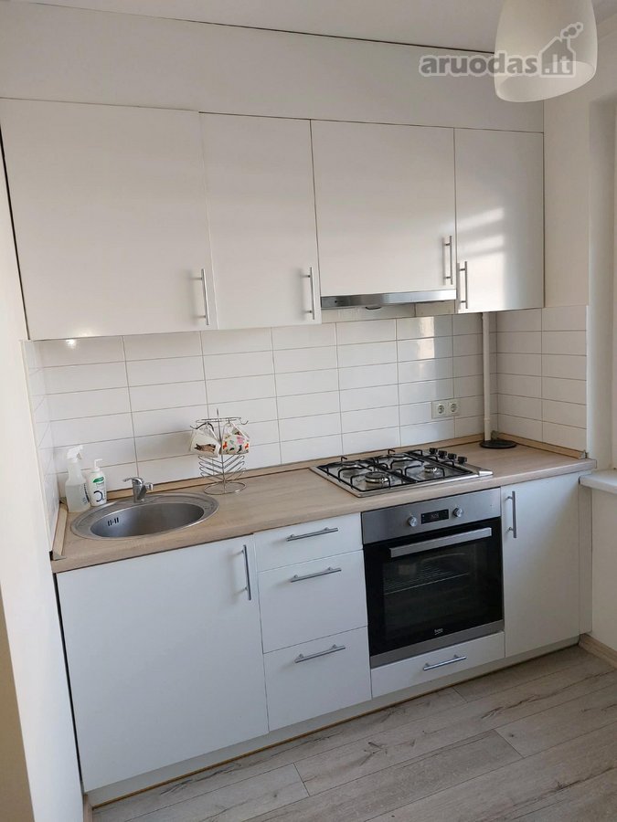 Išnuomojamas šviesus ir tvarkingas 2 kambarių - nuotraukos Nr. 7