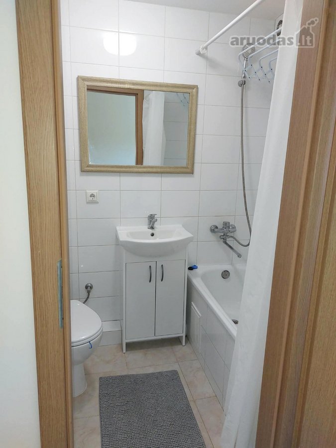 Išnuomojamas šviesus ir tvarkingas 2 kambarių - nuotraukos Nr. 13