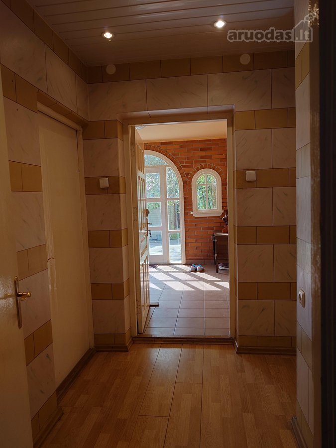 Parduodamas Erdvus Namas Vaizdingoje Vietoje - nuotraukos Nr. 12