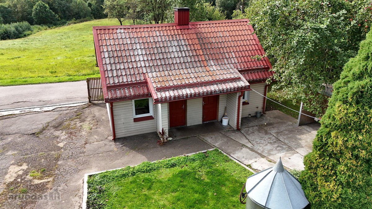 Parduodamas Erdvus Namas Vaizdingoje Vietoje - nuotraukos Nr. 8