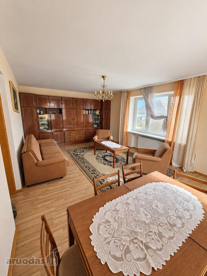 Parduodama 170 m² namo dalis Utenoje, turinti - nuotraukos Nr. 12
