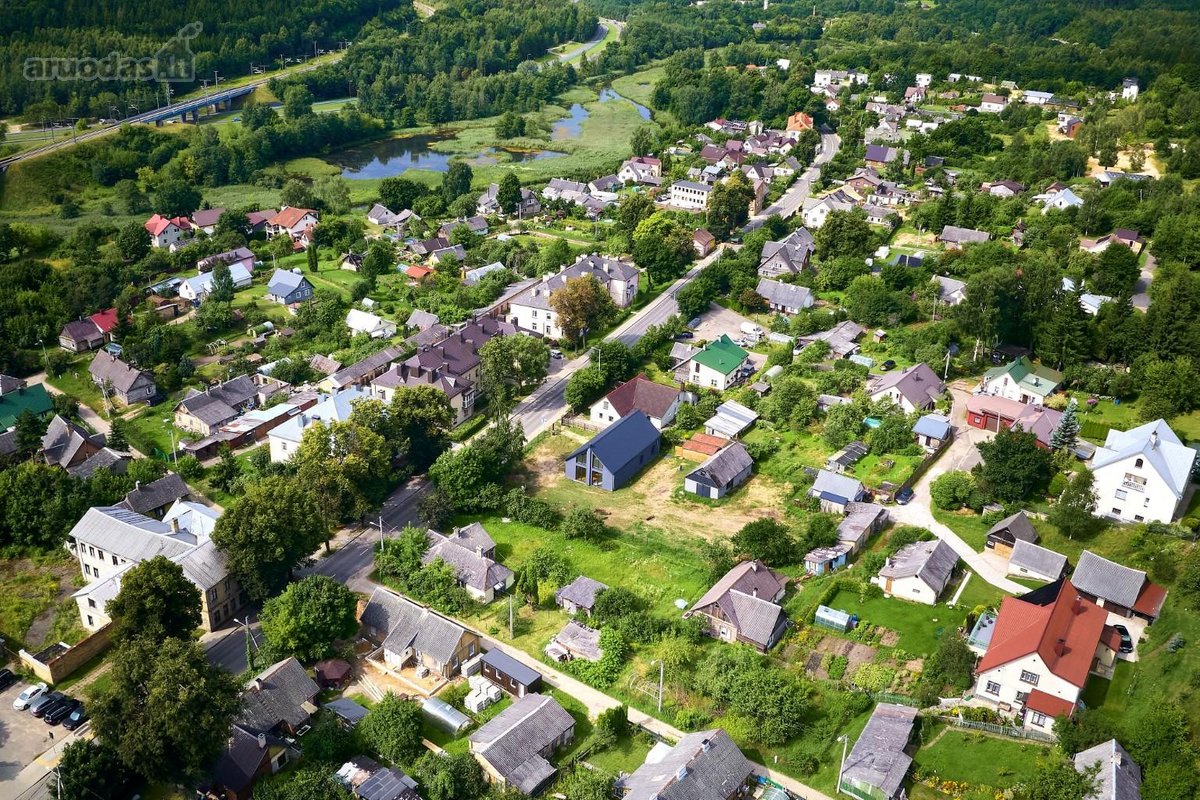 Parduodamas šviesus ir jaukus 4 kambarių - nuotraukos Nr. 49