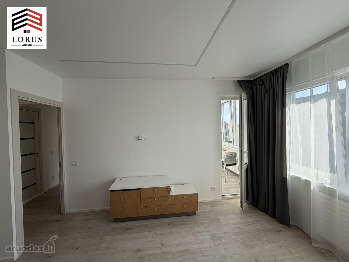 Išnuomojamas naujai suremontuotas, šviesus ir - nuotraukos Nr. 17