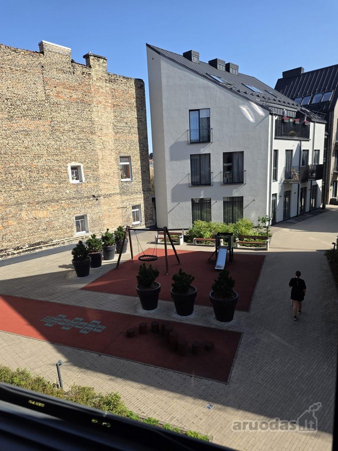 Nuomojama stilingai ir kokybiškai įrengta - nuotraukos Nr. 21