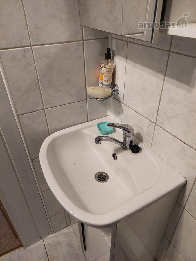Bute yra erdvus gyvenamasis kamnbarys ir - nuotraukos Nr. 4