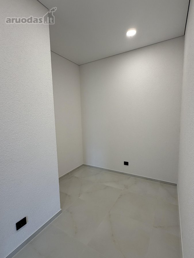 Parduodamas jaukus ir šiuolaikinis namas - nuotraukos Nr. 20