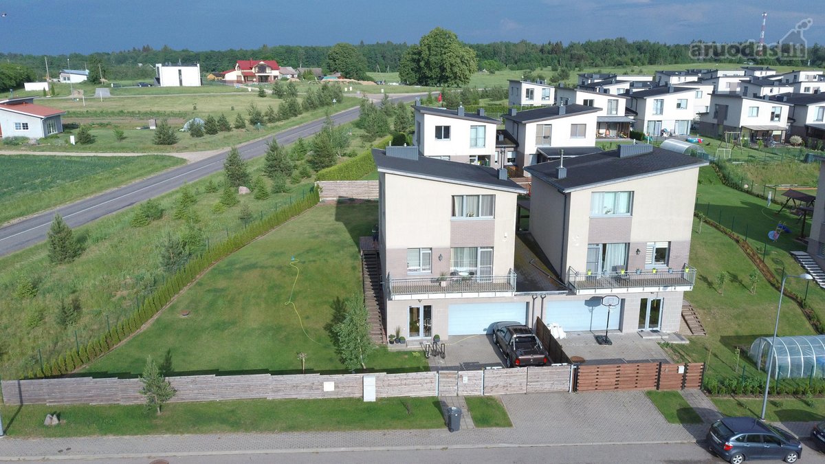 Parduodamas įrengtas 4 kambarių namas su - nuotraukos Nr. 30