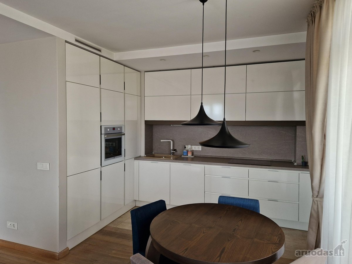 Išnuomojamas erdvus ir labai šviesus 2 - nuotraukos Nr. 11