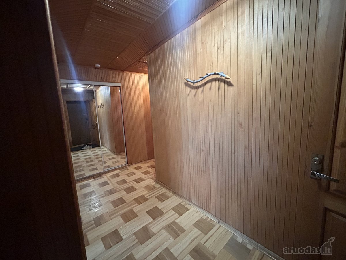 Išnuomojamas Erdvus 3 Kambarių Butas, Netoli - nuotraukos Nr. 12
