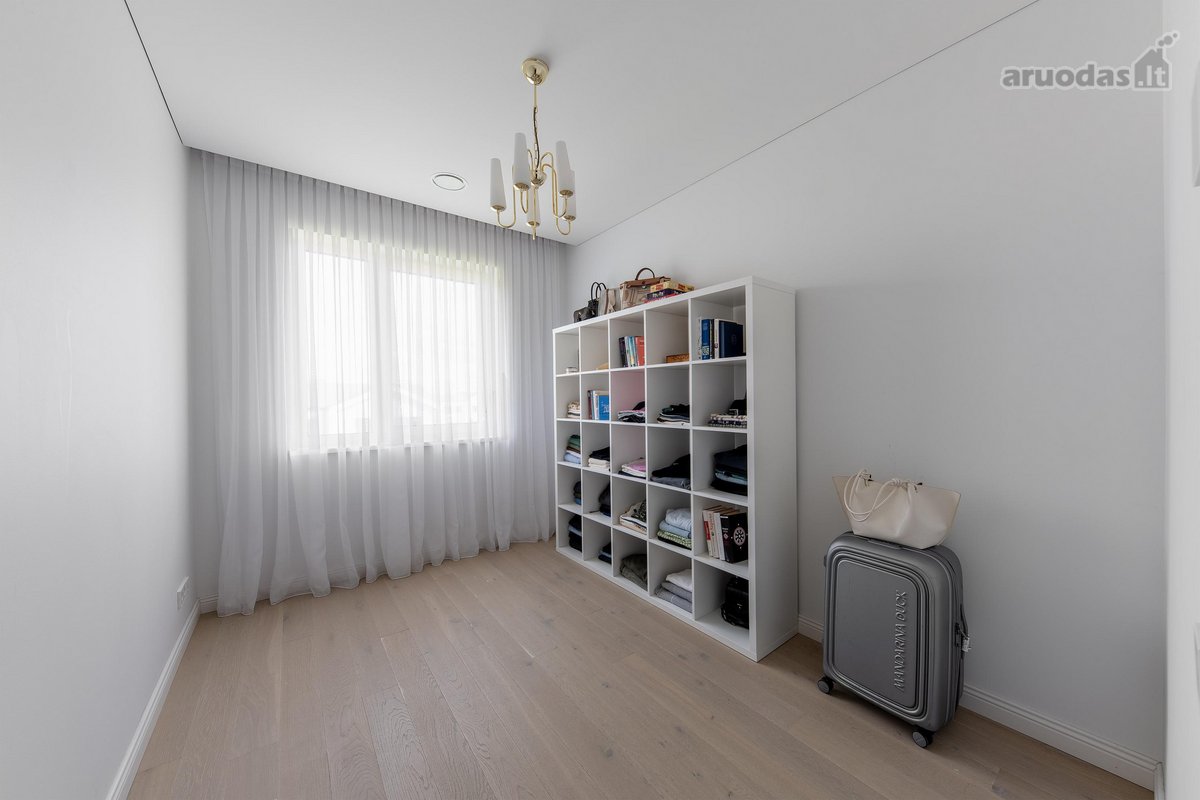 Modernus, Pilnai Įrengtas 4 Kambarių Kotedžas - nuotraukos Nr. 18