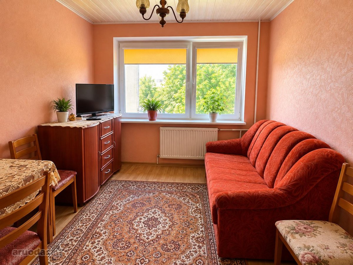 Išnuomojamas 3 kambarių tvarkingas, jaukus ir - nuotraukos Nr. 3