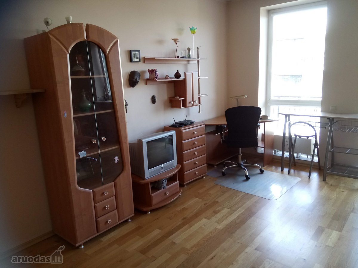 Išnuomojamas jaukus ir šiltas 2 kambarių, 57 - nuotraukos Nr. 2