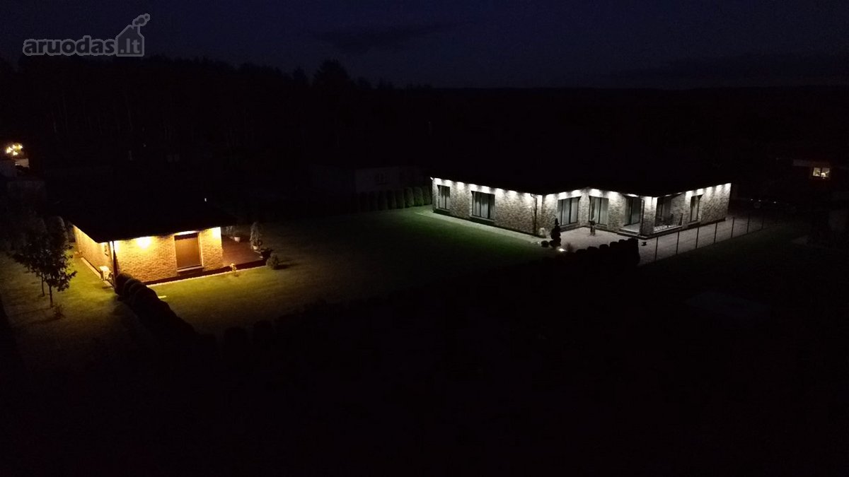 Yra namų, kurie atrodo gražiai nuotraukose. - nuotraukos Nr. 3