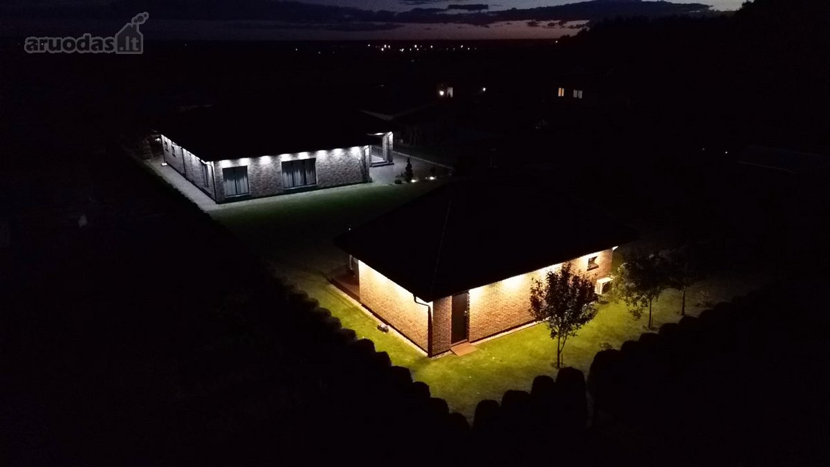 Yra namų, kurie atrodo gražiai nuotraukose. - nuotraukos Nr. 4