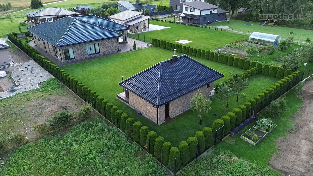 Yra namų, kurie atrodo gražiai nuotraukose. - nuotraukos Nr. 7