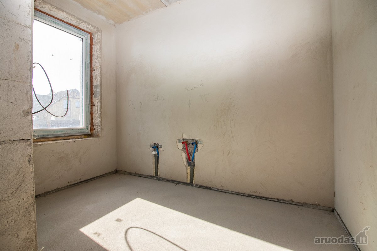 Parduodamas 190 m² namas su garažu ir 10,86 - nuotraukos Nr. 37