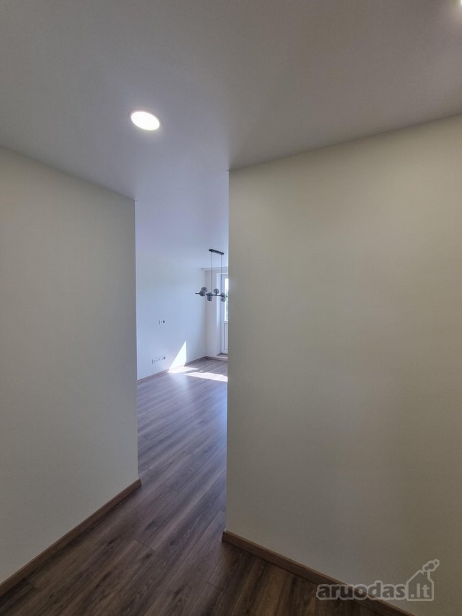 Parduodamas kapitališkai suremontuotas 2 - nuotraukos Nr. 12