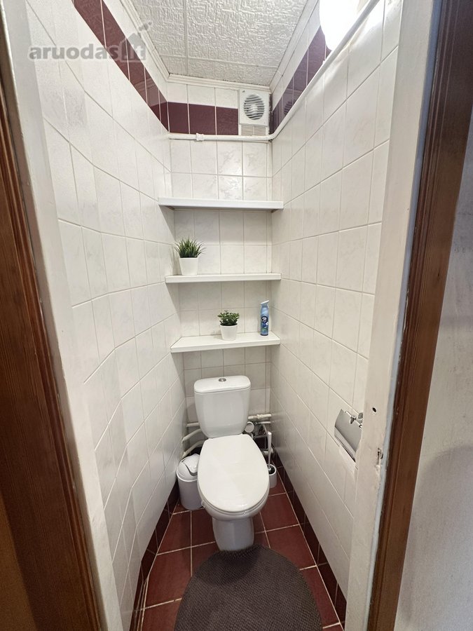Parduodamas 2 nepereinamų kambarių butas su - nuotraukos Nr. 8