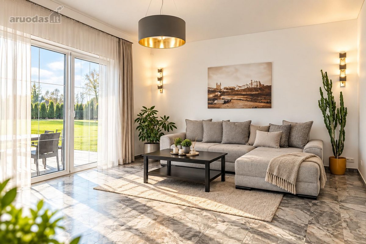 Erdvus Namas Su Atskiru 95,93 M² Ūkio Pastatu - nuotraukos Nr. 2