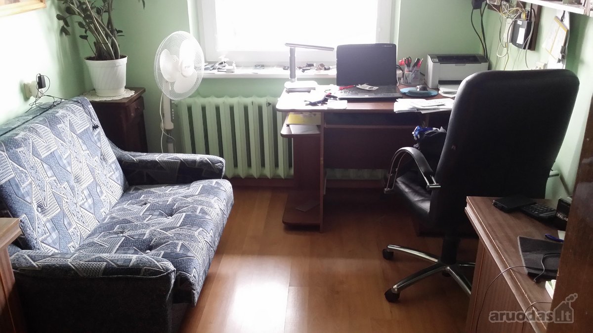 Išnuomojamas 4 kambarių butas miesto centre - - nuotraukos Nr. 3