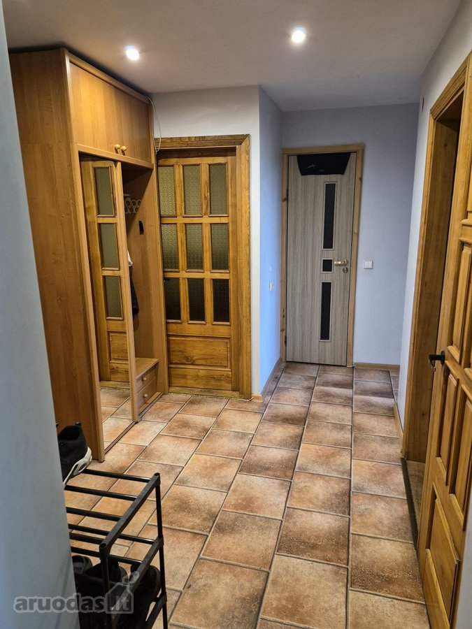Išnuomojamas 4 kambarių butas miesto centre - - nuotraukos Nr. 7