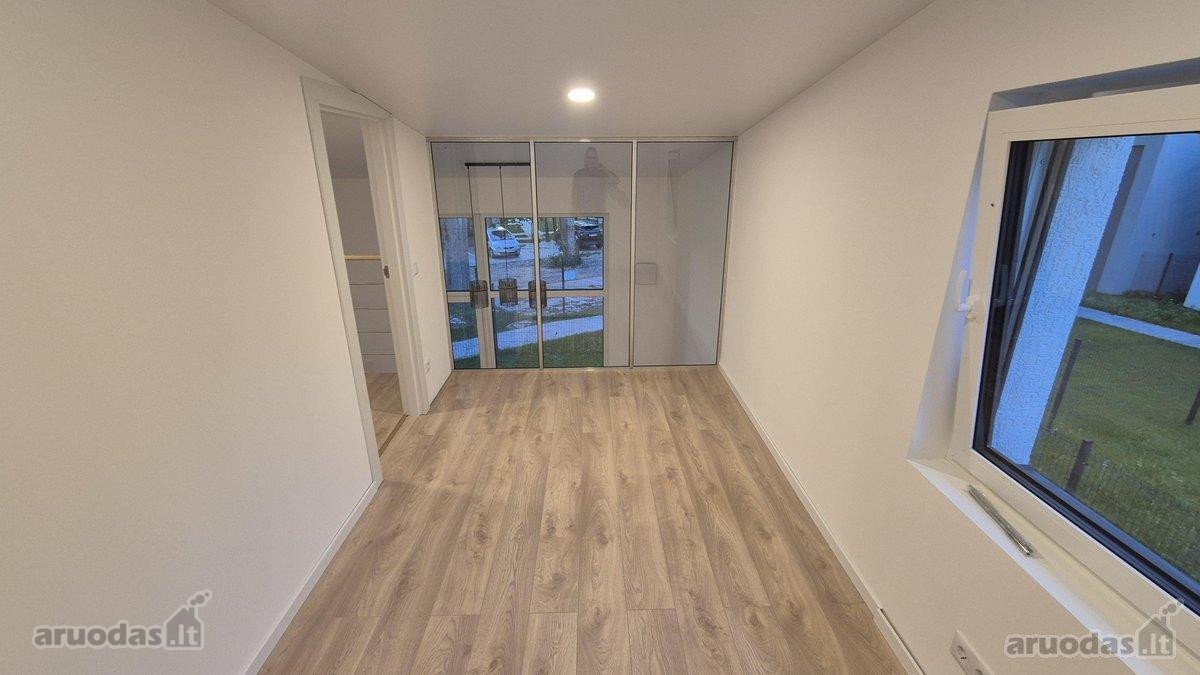 Išskirtinis 2 aukštų kotedžas su privačiu - nuotraukos Nr. 7