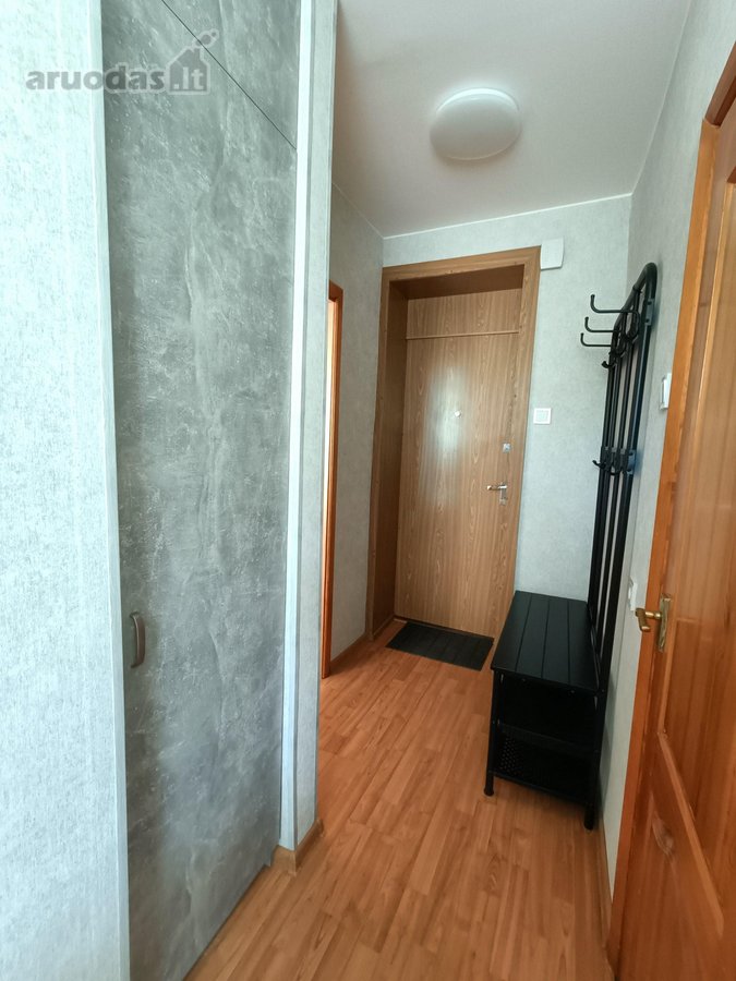 Parduodamas šviesus ir jaukus vieno kambario - nuotraukos Nr. 9