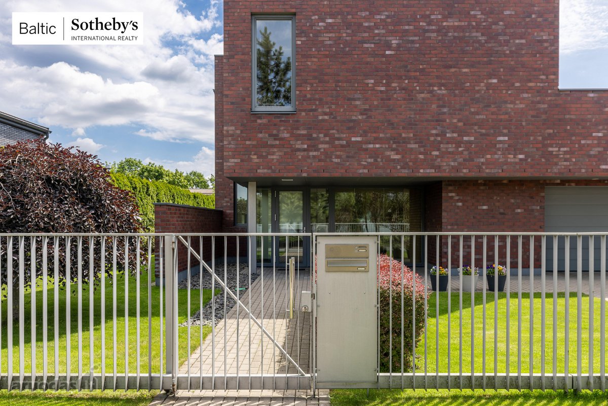 Išskirtine mūro architektūra ir švariomis - nuotraukos Nr. 3