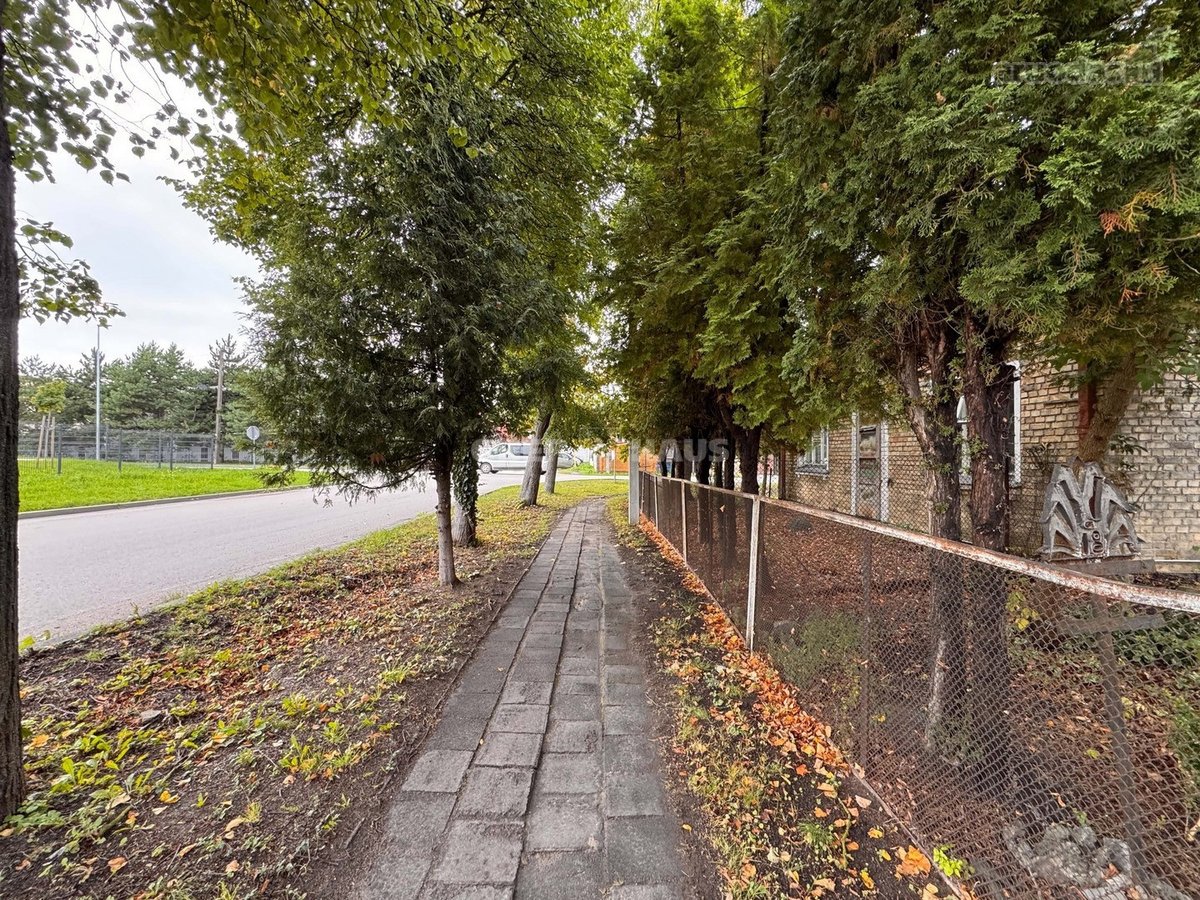 Parduodamas Erdvus Sklypas Su Namu Centrinėje - nuotraukos Nr. 15