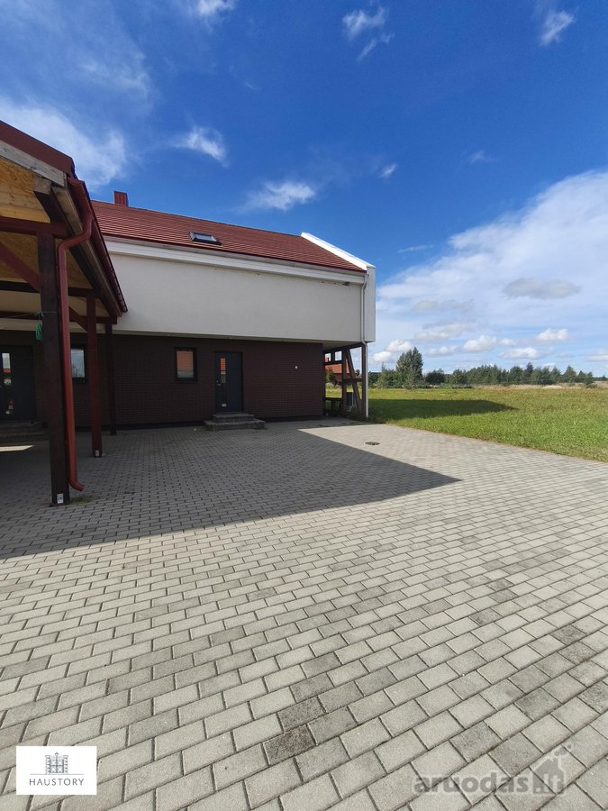 Parduodamas erdvus dviejų aukštų kotedžas - nuotraukos Nr. 16