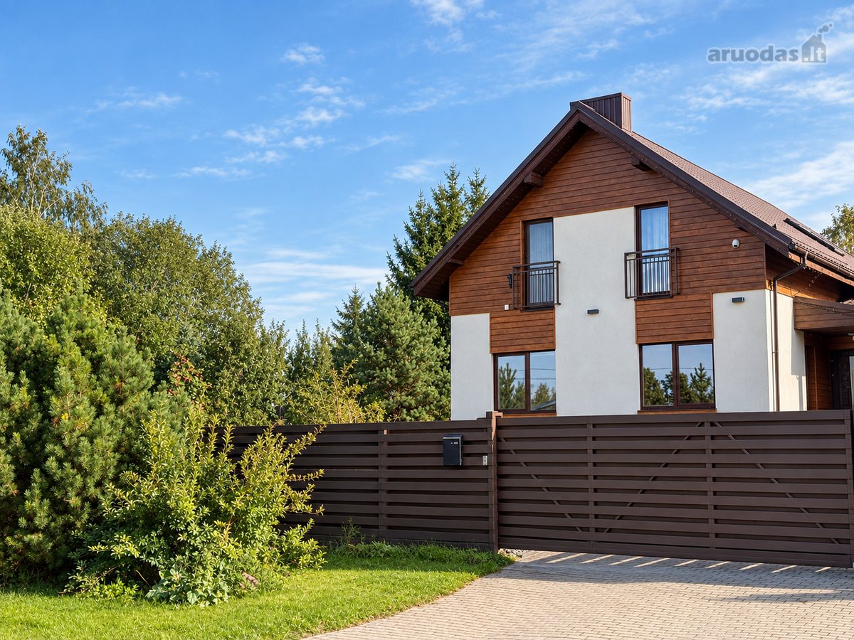 Parduodamas erdvus ir jaukus 166 m² namas - nuotraukos Nr. 42