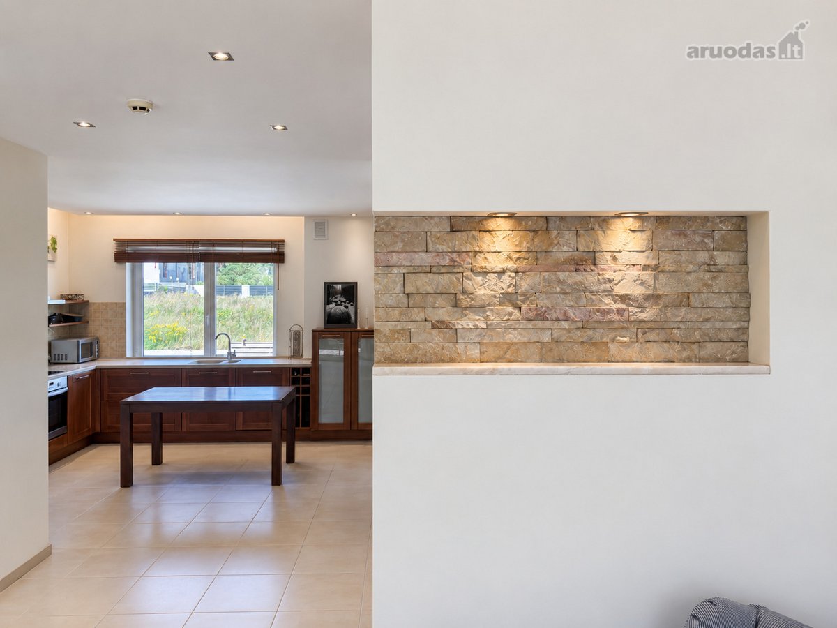 Parduodamas erdvus ir jaukus 166 m² namas - nuotraukos Nr. 7