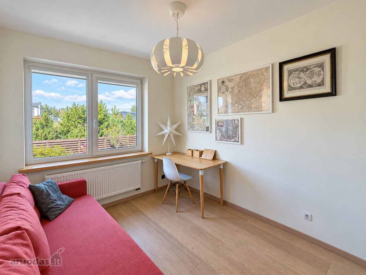 Parduodamas erdvus ir jaukus 166 m² namas - nuotraukos Nr. 12