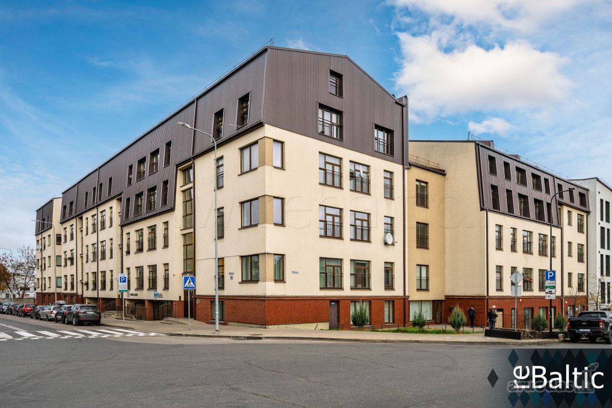 Parduodamas saulėtas ir jaukus 3 kambarių - nuotraukos Nr. 13